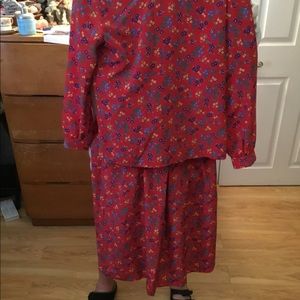 Women’s two pieces skirt with pockets